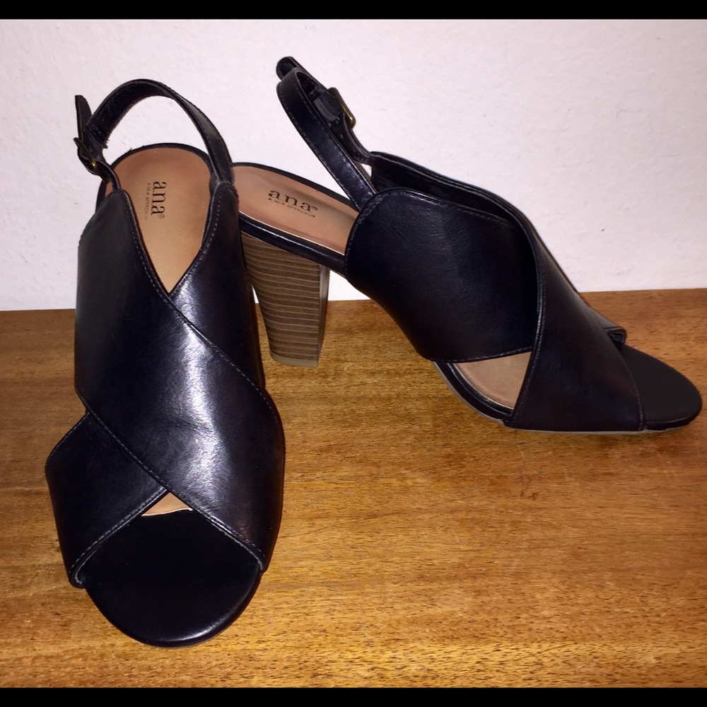 New Women's Black ANA Size 10 Heels Sling Back Strappy NWOT